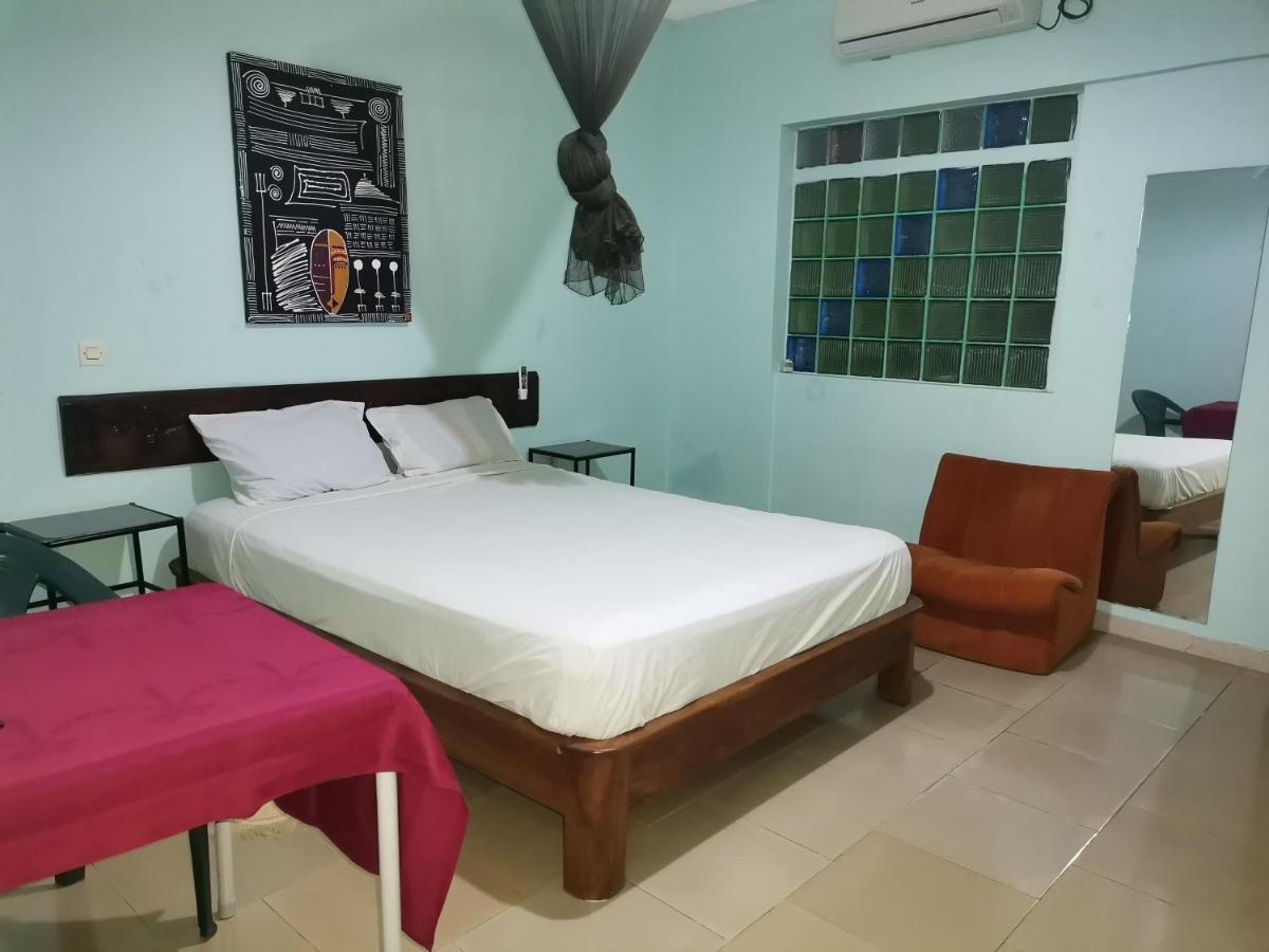 Hotel Badinca Alojamento Low Cost In Bissau Avenida Francisco Mendes Esterno foto