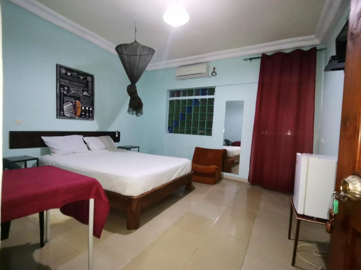 Hotel Badinca Alojamento Low Cost In Bissau Avenida Francisco Mendes Esterno foto