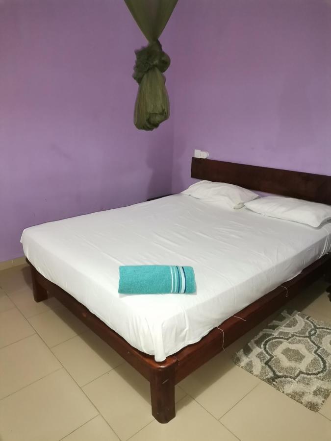 Hotel Badinca Alojamento Low Cost In Bissau Avenida Francisco Mendes Esterno foto