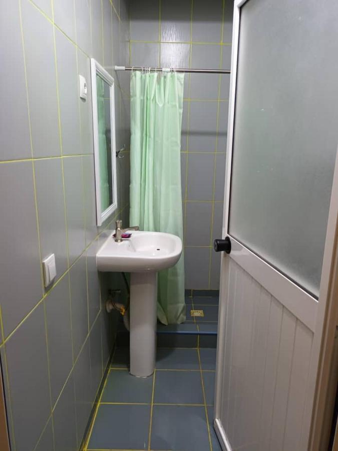Hotel Badinca Alojamento Low Cost In Bissau Avenida Francisco Mendes Esterno foto
