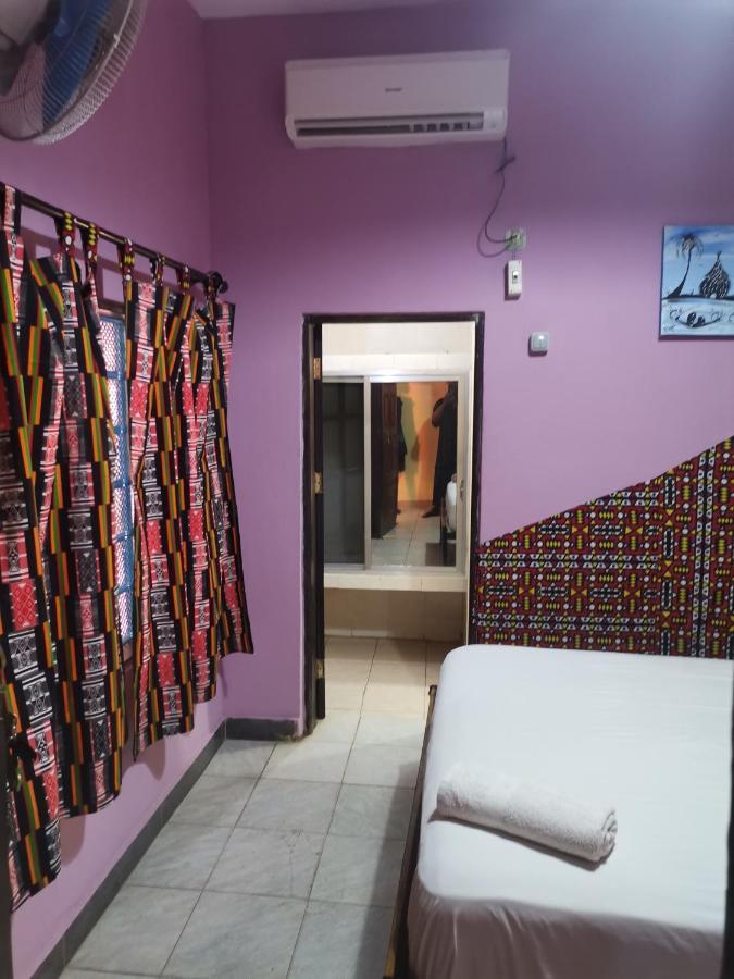 Hotel Badinca Alojamento Low Cost In Bissau Avenida Francisco Mendes Esterno foto