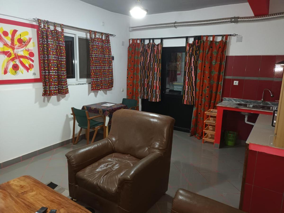 Hotel Badinca Alojamento Low Cost In Bissau Avenida Francisco Mendes Esterno foto