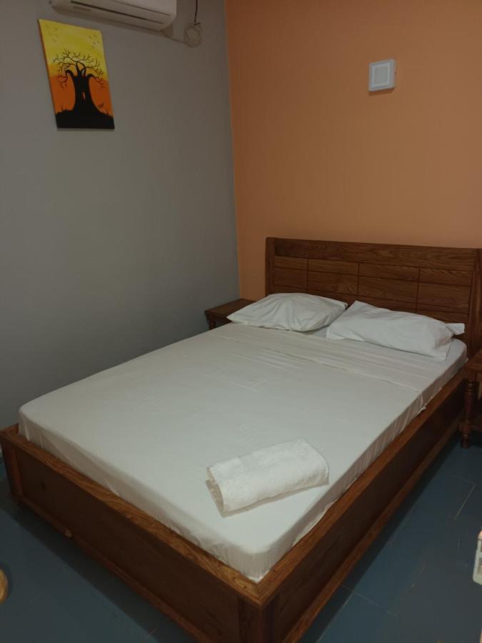Hotel Badinca Alojamento Low Cost In Bissau Avenida Francisco Mendes Esterno foto