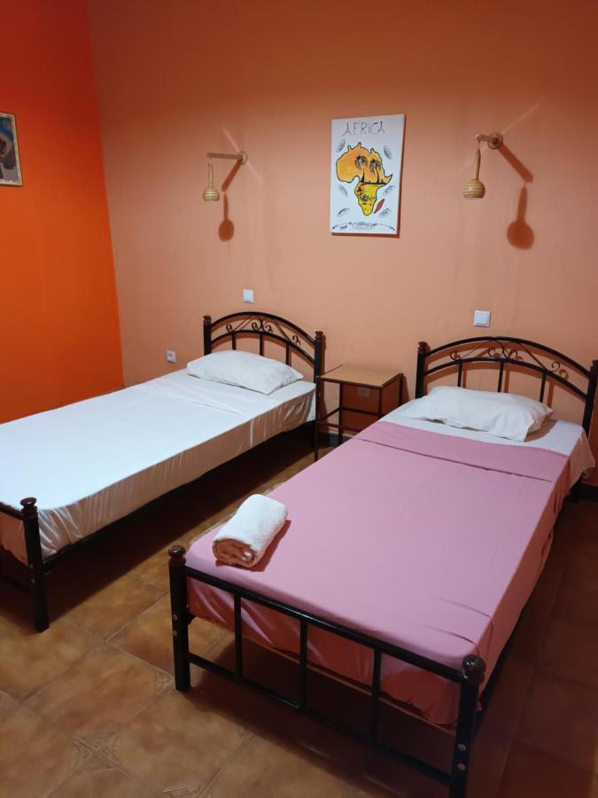 Hotel Badinca Alojamento Low Cost In Bissau Avenida Francisco Mendes Esterno foto